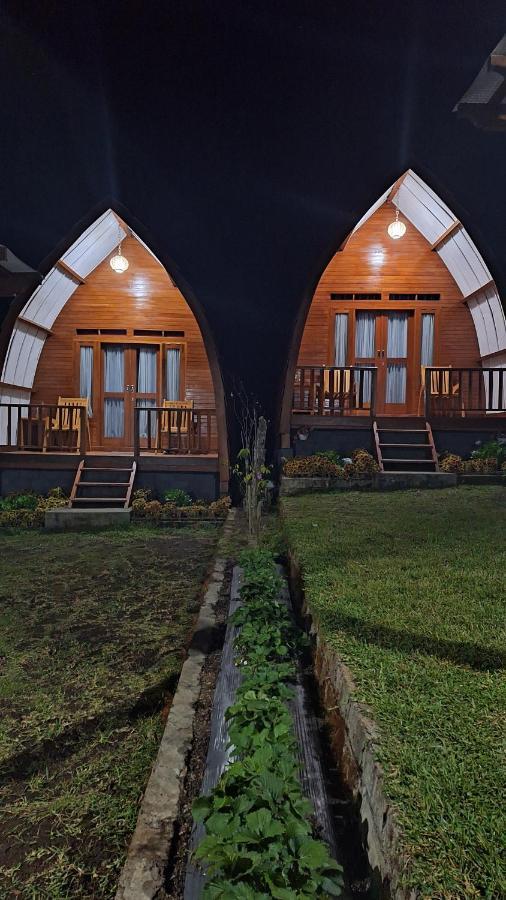 Family Rinjani Bungalow Sajang Luaran gambar