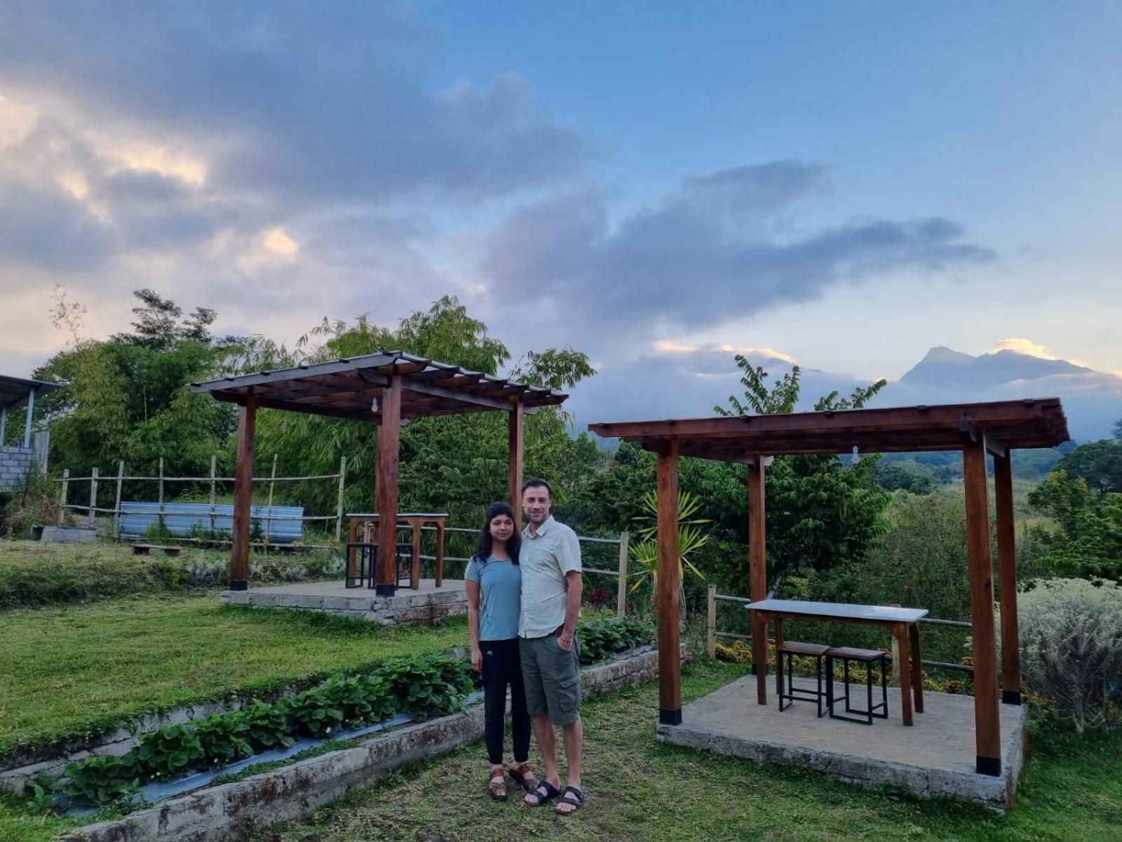 Family Rinjani Bungalow Sajang Luaran gambar
